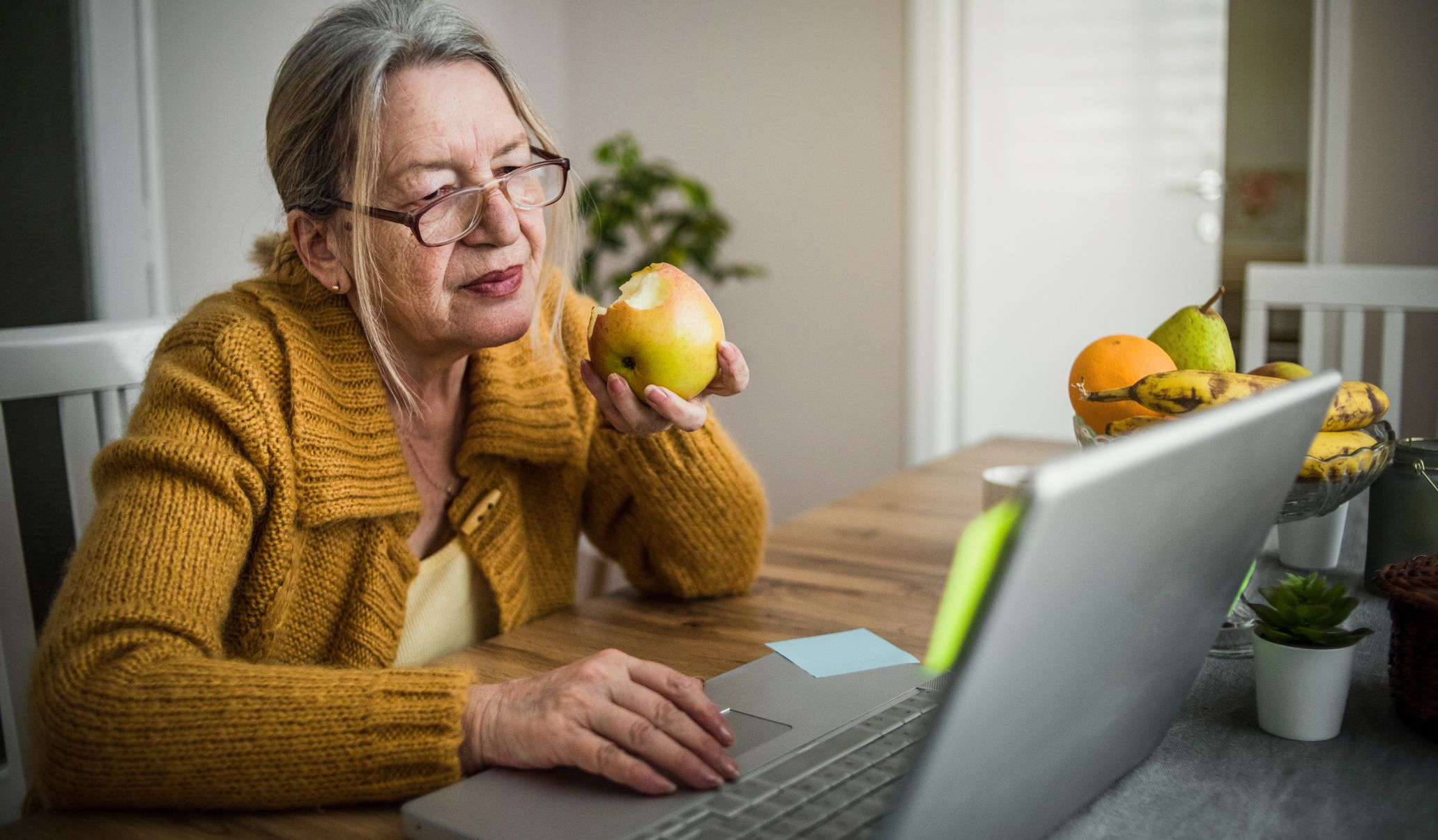 harnessing-community-reviews